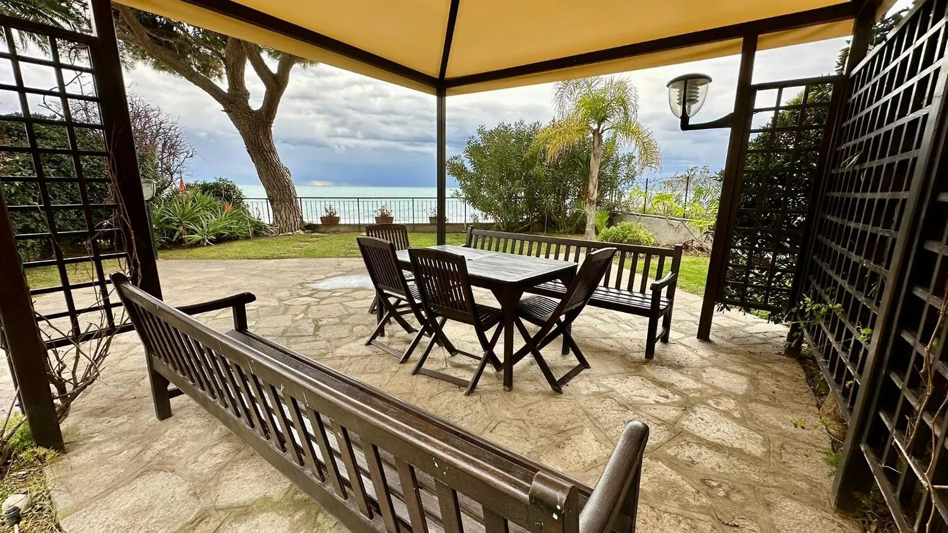 Bellavista Appartamento Sul Mare Alassio 0*,