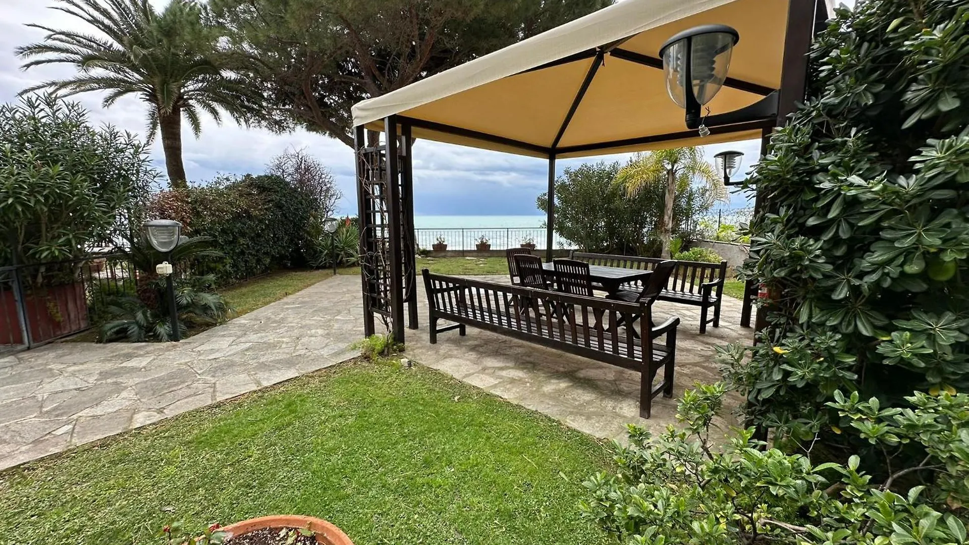 Bellavista Appartamento Sul Mare Alassio Apartment